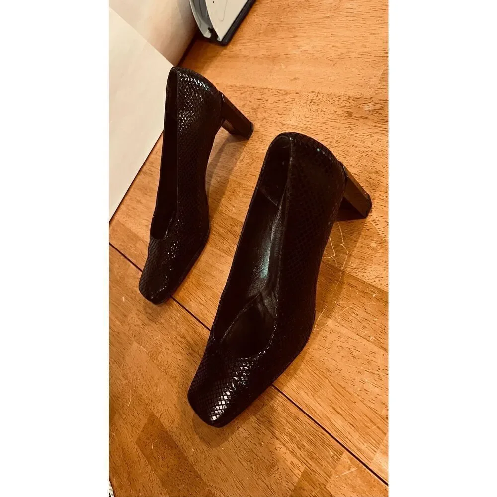 Stuart Weitzman Black Leather Snakeskin Embossed Leather Square Toes Block Heels